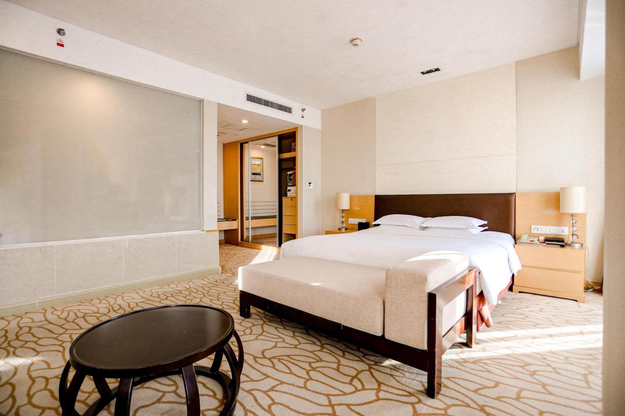Radisson Hotel Tianjin Aqua City Exterior photo