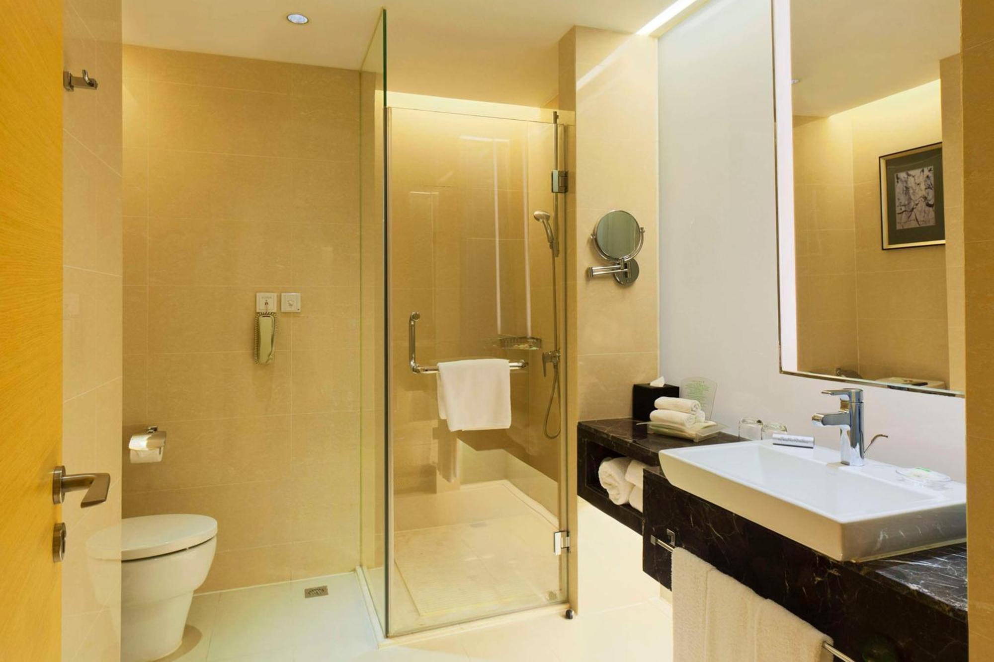Radisson Hotel Tianjin Aqua City Exterior photo