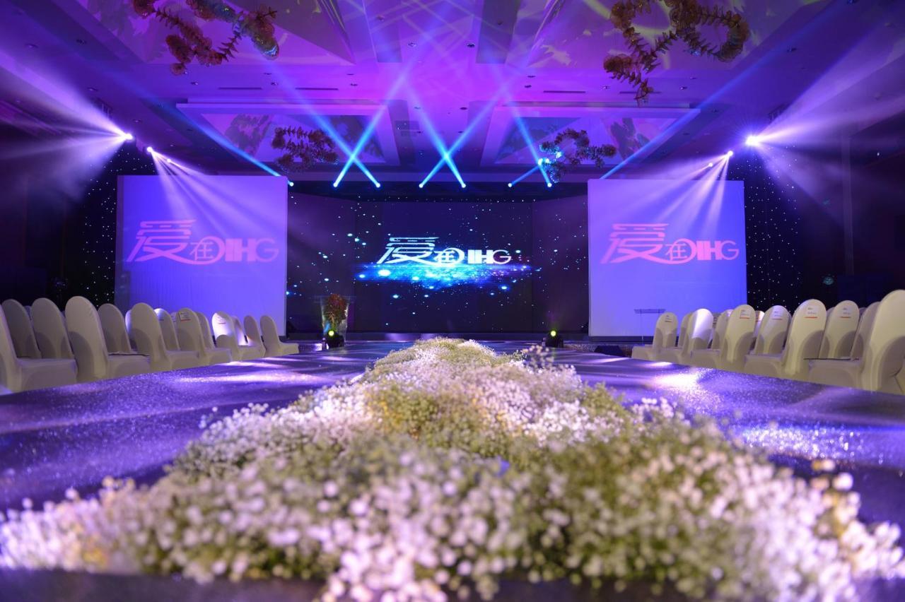 Radisson Hotel Tianjin Aqua City Exterior photo